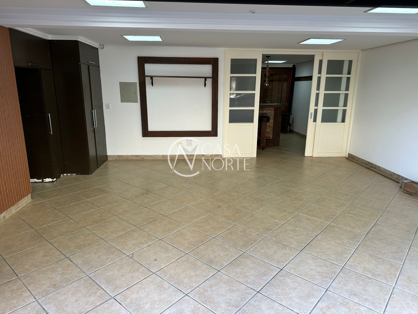 Casa de Condomínio à venda com 3 quartos, 235m², 1 suíte, 2 vagas, Rua Landel de Moura no bairro Tristeza em Porto Alegre