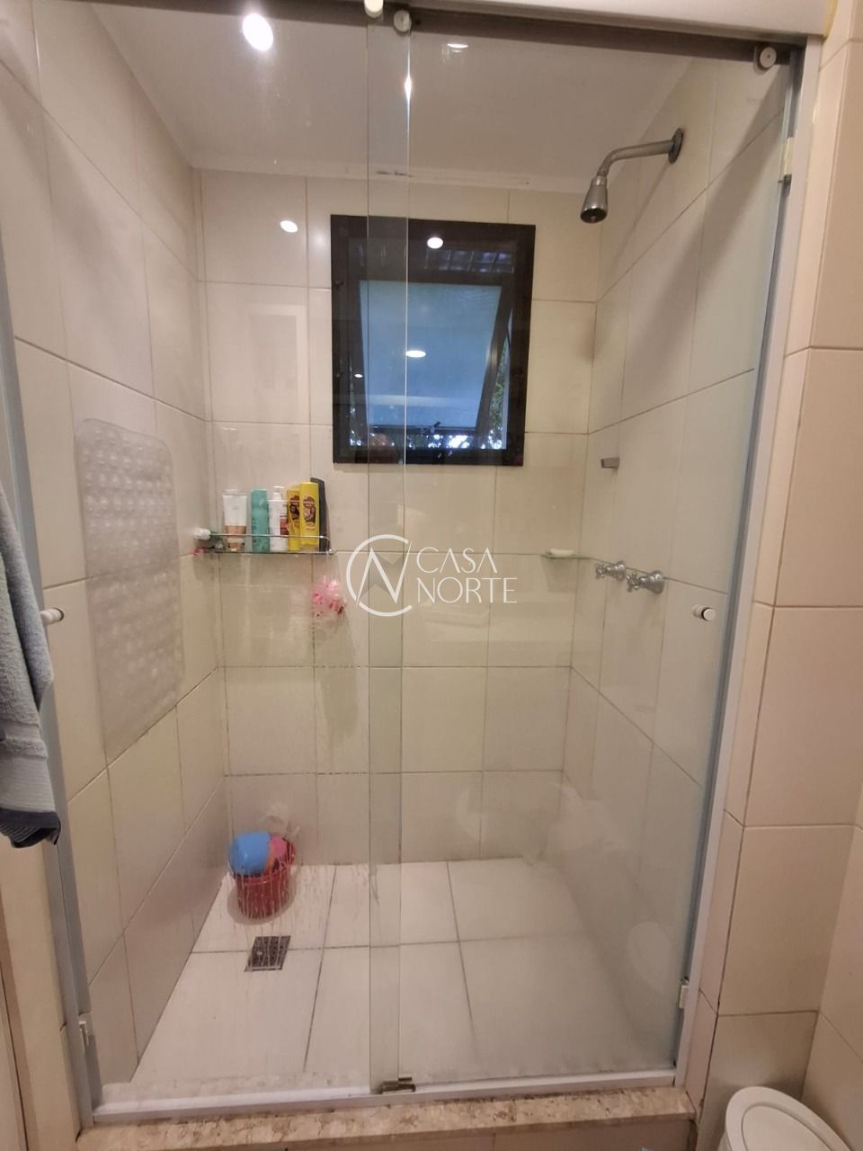 Apartamento à venda com 3 quartos, 73m², 1 suíte, 1 vaga, Rua Doutor Pereira Neto no bairro Tristeza em Porto Alegre
