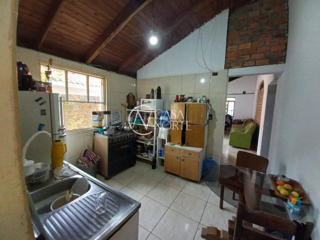 Casa à venda com 1 quarto, 40m², 1 vaga, Rua Raul Silva Gudolle no bairro Hípica em Porto Alegre