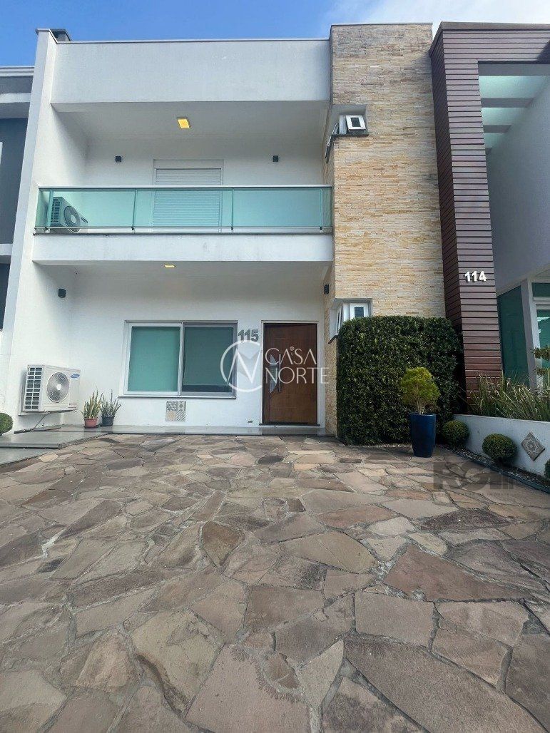 Casa de Condomínio à venda com 3 quartos, 157m², 1 suíte, 2 vagas, Rua Eroni Soares Machado no bairro Hípica em Porto Alegre