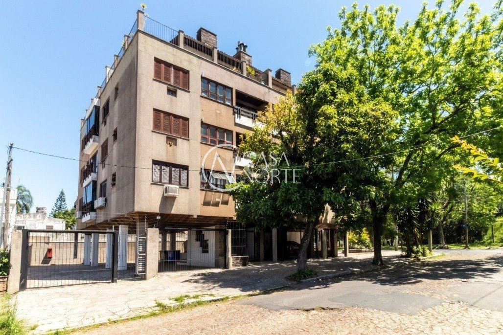 Cobertura à venda com 3 quartos, 250m², 2 suítes, 3 vagas, Avenida Bernardi no bairro Cristo Redentor em Porto Alegre