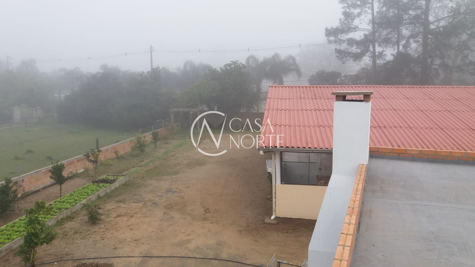 Casa à venda com 2 quartos, 292m², 1 suíte, 3 vagas, Estrada Jacques da Rosa no bairro Lageado em Porto Alegre