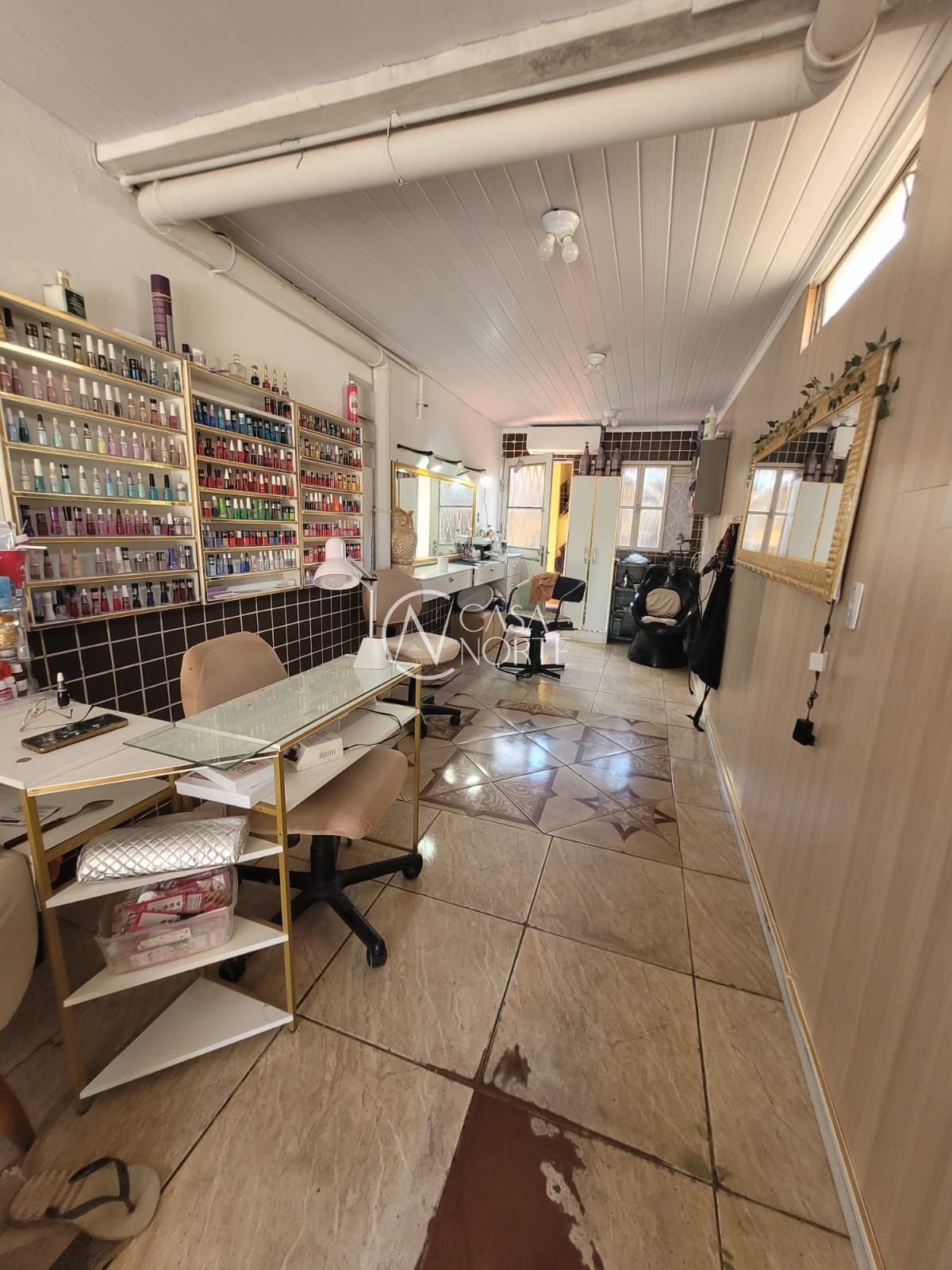 Casa à venda com 3 quartos, 160m², 1 suíte, 1 vaga, Rua Hortência Gomes de Barros no bairro Restinga em Porto Alegre