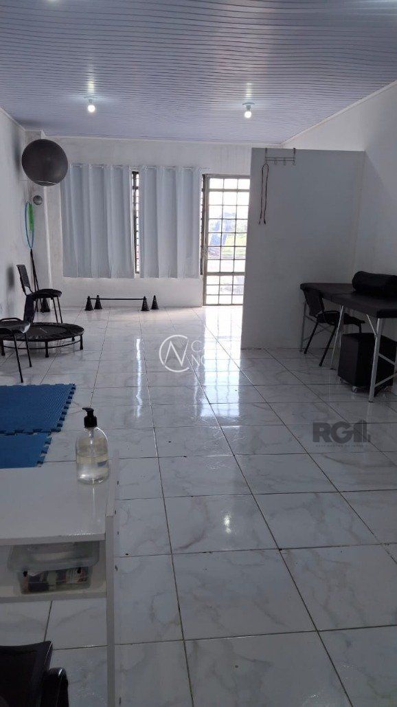 Loja à venda , 45m², Avenida João Antônio Silveira no bairro Restinga em Porto Alegre