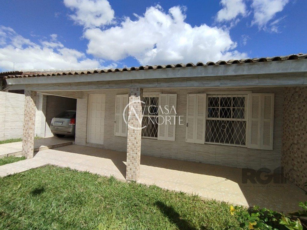 Casa à venda com 2 quartos, 100m², 1 vaga, Rua Túnel Verde no bairro Ponta Grossa em Porto Alegre