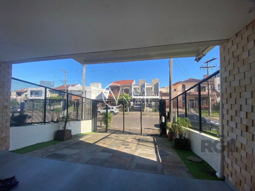 Casa à venda com 3 quartos, 190m², 1 suíte, 2 vagas, Rua Eroni Soares Machado no bairro Hípica em Porto Alegre