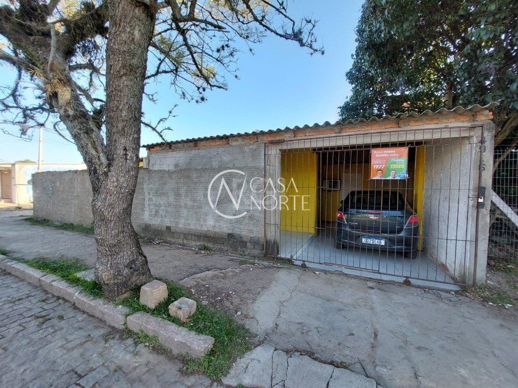 Casa à venda com 4 quartos, 130m², 1 vaga, Rua Eugenio Rodrigues no bairro Restinga em Porto Alegre