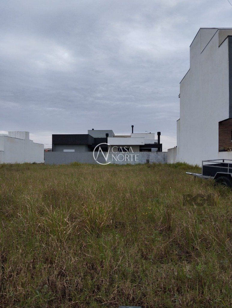 Terreno à venda  com 175m², Rua Affonso Lunardelli no bairro Hípica em Porto Alegre