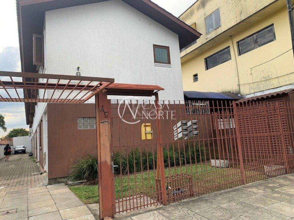 Sobrado à venda com 3 quartos, 91m², 1 vaga, Rua Professor Joaquim Felizardo no bairro Espírito Santo em Porto Alegre