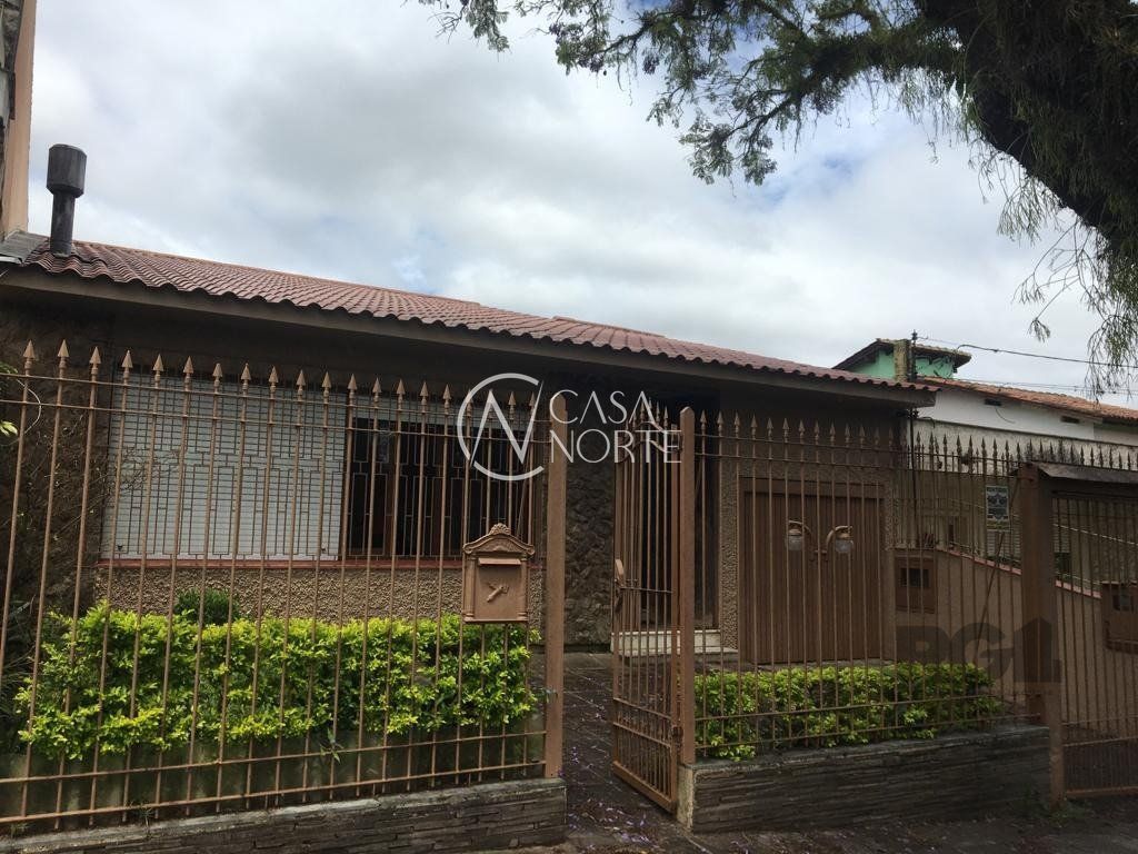 Casa à venda com 3 quartos, 150m², 1 suíte, 6 vagas, Rua Menezes Paredes no bairro Nonoai em Porto Alegre