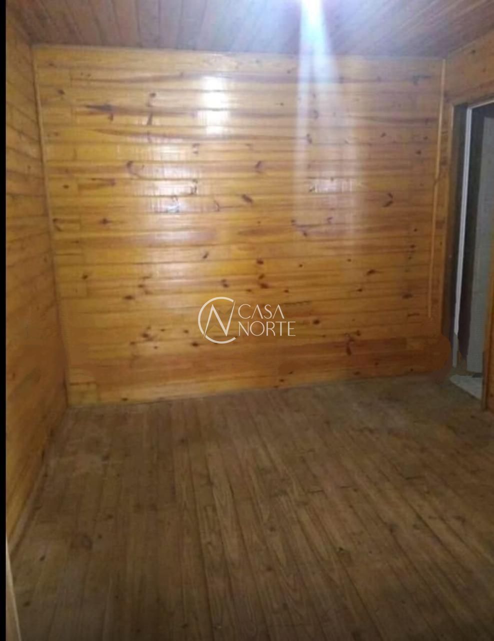 Casa à venda com 3 quartos, 120m², 1 vaga, Rua Doutor Antônio Mazzaferro Neto no bairro Hípica em Porto Alegre
