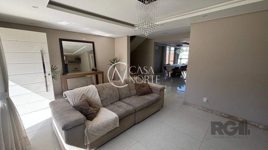 Casa de Condomínio à venda com 4 quartos, 312m², 4 suítes, 4 vagas, Rua Ivo Walter Kern no bairro Hípica em Porto Alegre