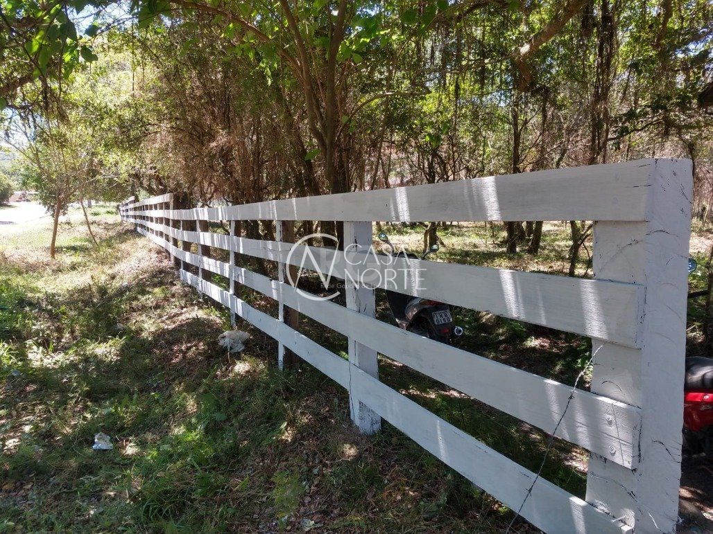 Terreno à venda  com 13724m², Beco da Vitoria no bairro Boa Vista do Sul em Porto Alegre