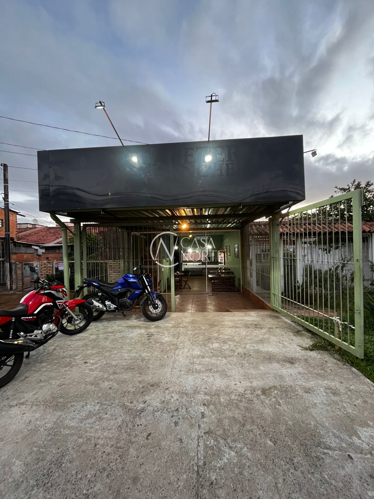 Casa Comercial à venda com 1 quarto, 80m², 1 vaga, Estrada Cristiano Kraemer no bairro Vila Nova em Porto Alegre