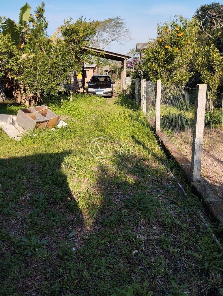 Casa à venda com 2 quartos, 560m², 2 vagas, Avenida Edgar Pires de Castro no bairro Lageado em Porto Alegre
