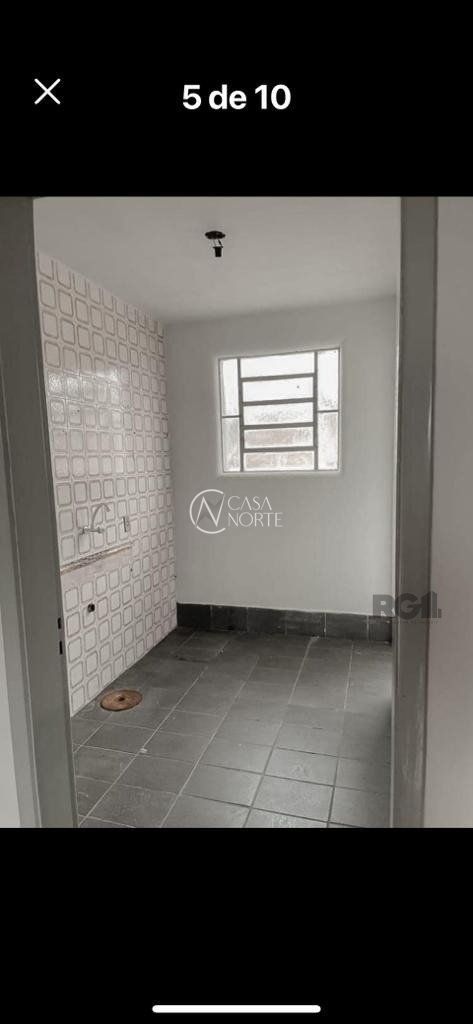 Apartamento à venda com 2 quartos, 54m², Rua Oscar Ferreira no bairro Rubem Berta em Porto Alegre