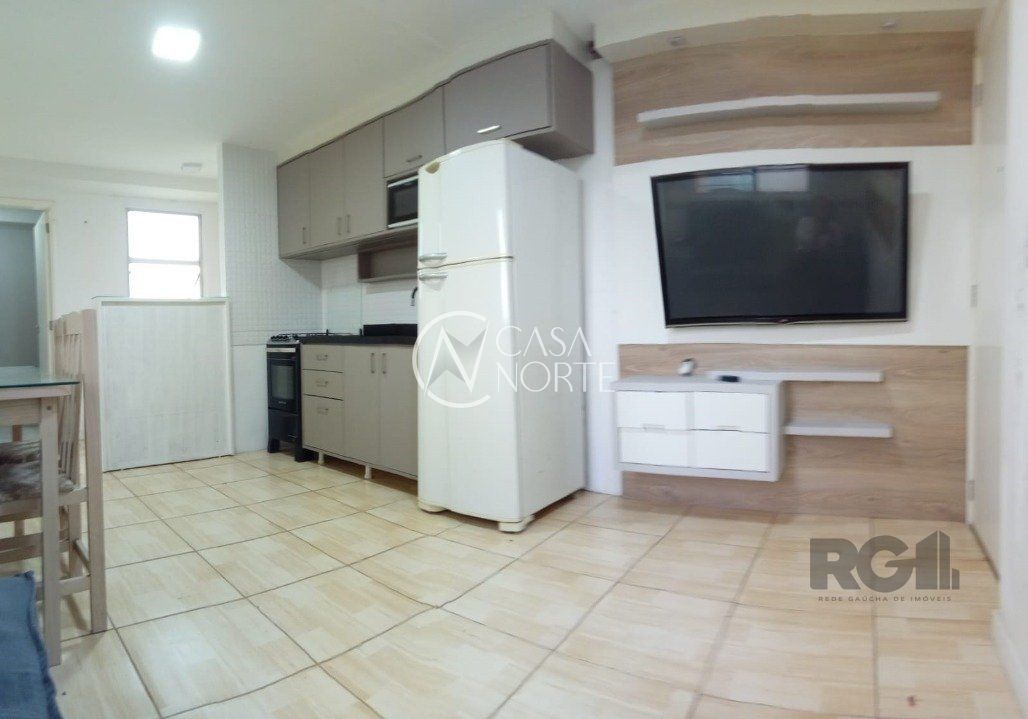 Apartamento à venda com 2 quartos, 45m², 1 vaga, Rua Império no bairro Vila Nova em Porto Alegre