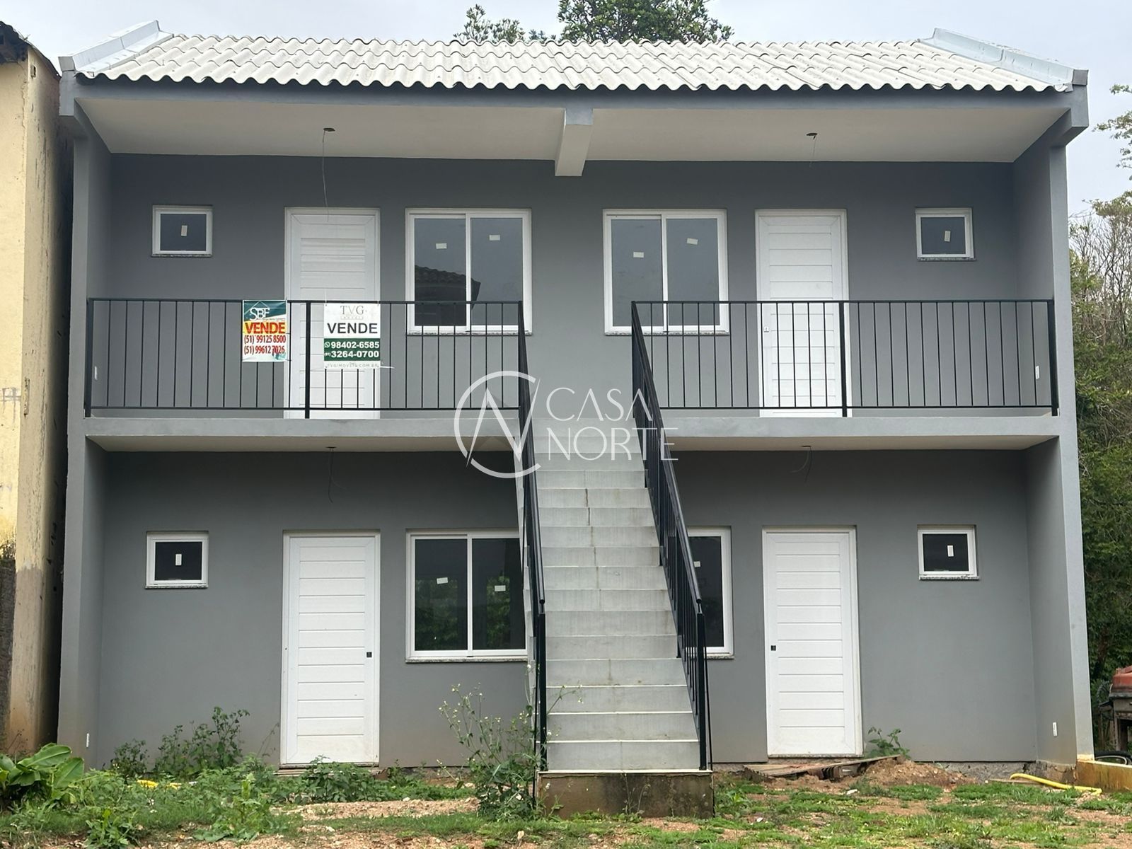 Casa à venda com 2 quartos, 46m², 1 vaga, Rua Joel Iuchno no bairro Hípica em Porto Alegre