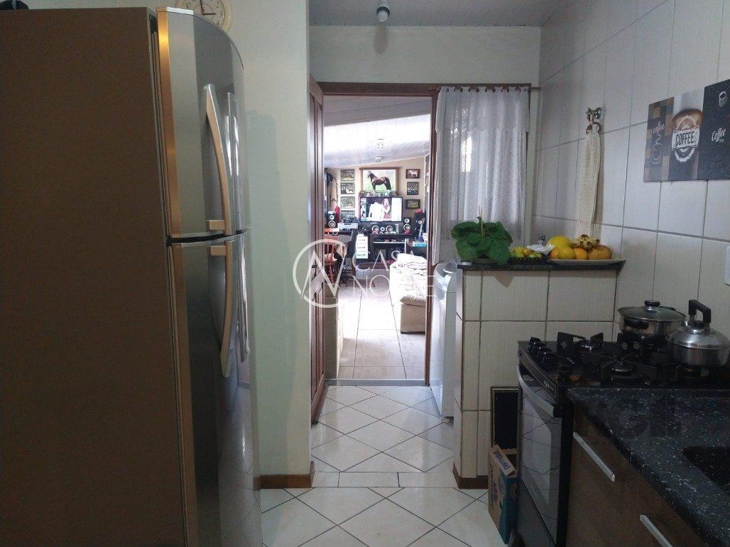 Casa à venda com 2 quartos, 85m², Rua Elaine Juchem Selistre no bairro Hípica em Porto Alegre