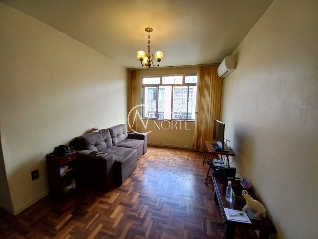Apartamento à venda com 3 quartos, 80m², Rua Eurico Lara no bairro Medianeira em Porto Alegre