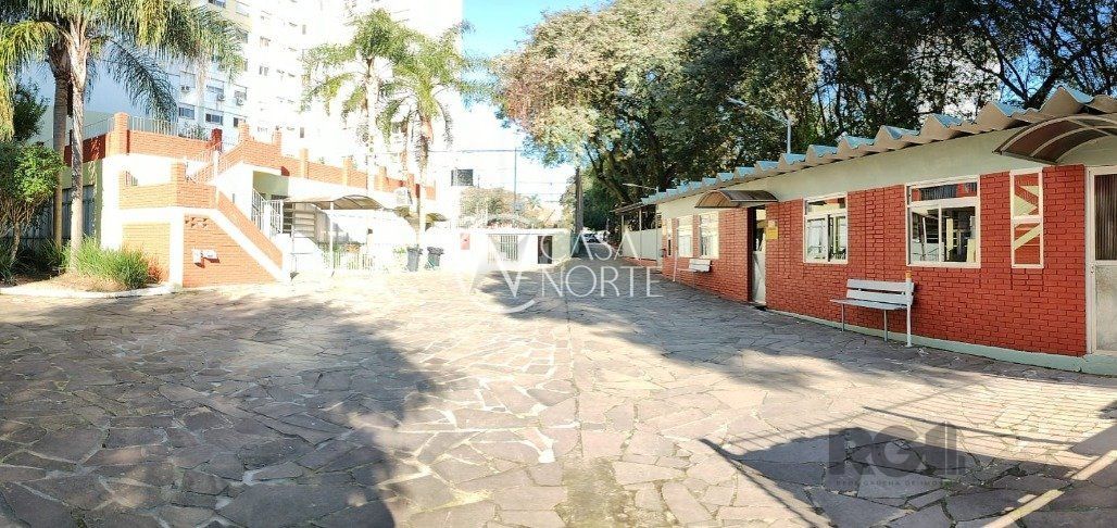 Apartamento à venda com 2 quartos, 60m², 1 vaga, Rua Coronel Massot no bairro Cristal em Porto Alegre