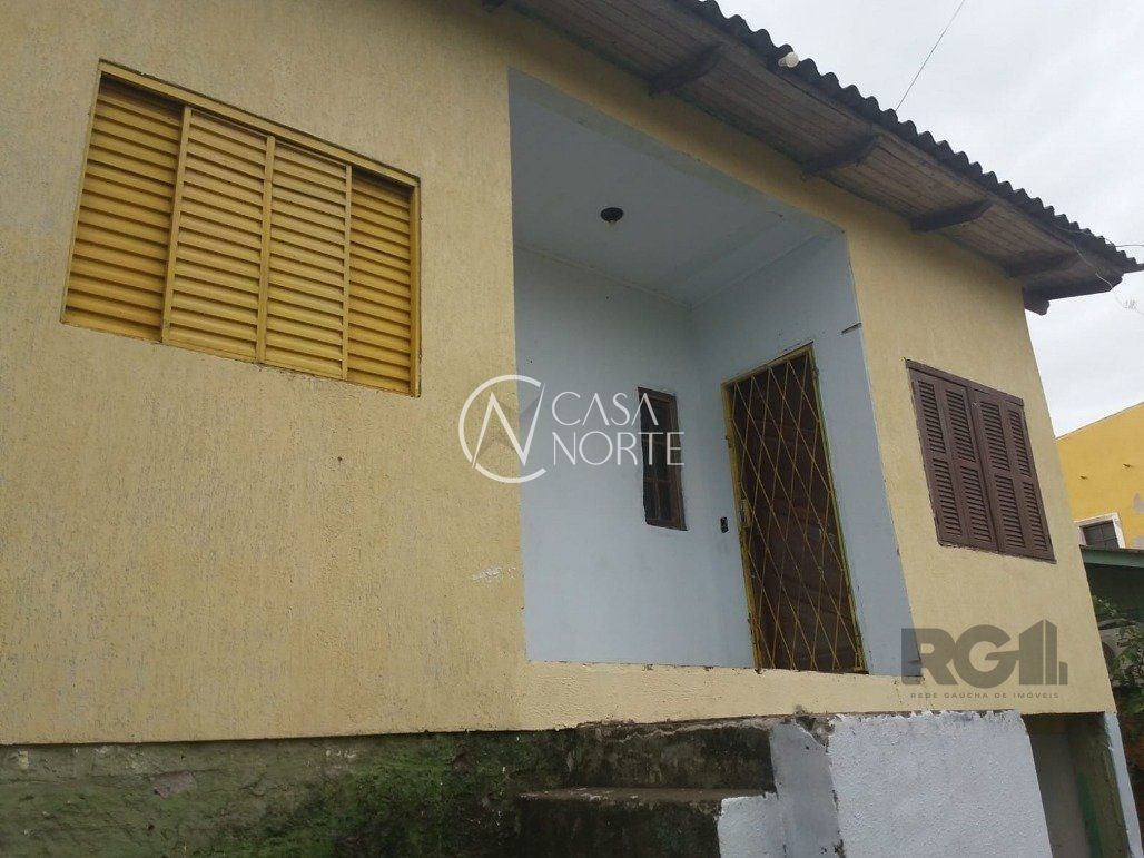 Casa à venda com 2 quartos, 60m², 1 vaga, Rua Omar Pereira no bairro Hípica em Porto Alegre