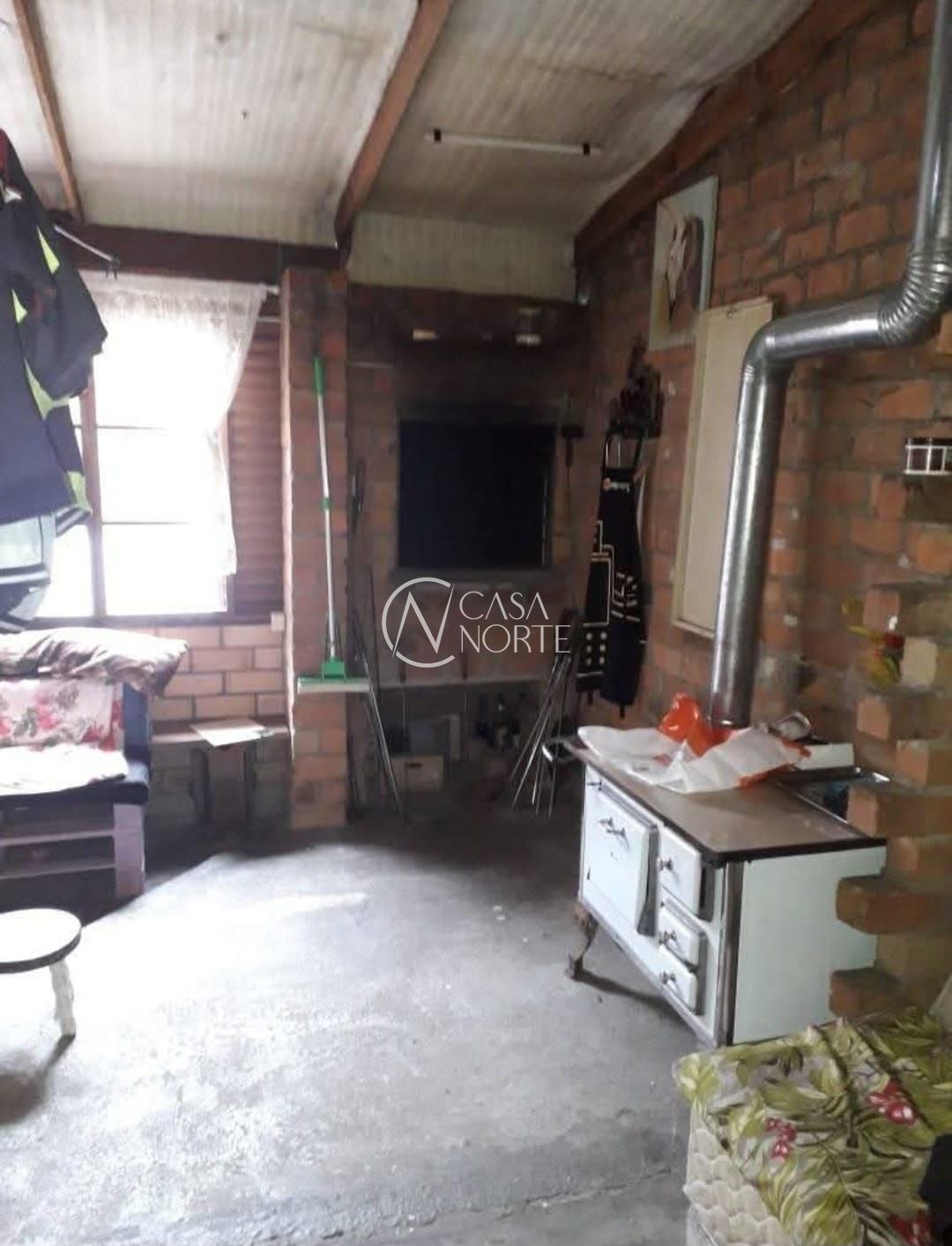Casa à venda com 2 quartos, 100m², 3 vagas, Rua João Costi no bairro Hípica em Porto Alegre