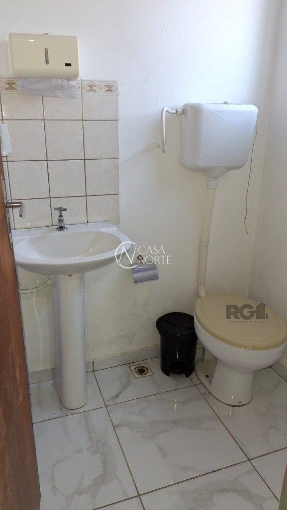 Loja à venda , 45m², Avenida João Antônio Silveira no bairro Restinga em Porto Alegre