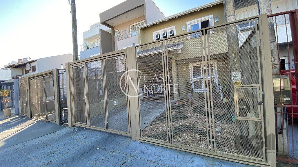 Casa à venda com 3 quartos, 138m², 1 suíte, 2 vagas, Rua Wilson Conceição Bona no bairro Hípica em Porto Alegre