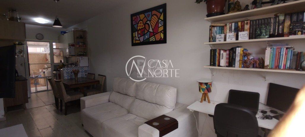 Casa de Condomínio à venda com 2 quartos, 52m², 2 vagas, Rua Embira no bairro Hípica em Porto Alegre