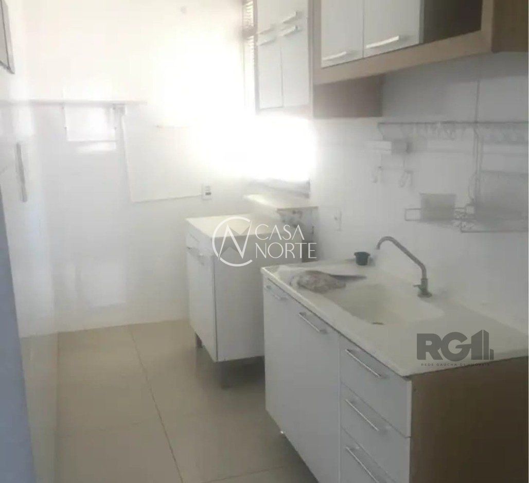 Apartamento à venda com 2 quartos, 40m², 1 vaga, Rua José Iuchno no bairro Hípica em Porto Alegre