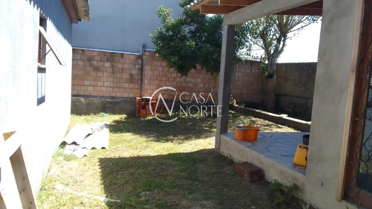 Casa à venda com 2 quartos, 50m², 3 vagas, Rua do Cerro no bairro Lageado em Porto Alegre