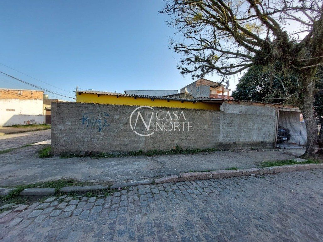 Casa à venda com 4 quartos, 130m², 1 vaga, Rua Eugenio Rodrigues no bairro Restinga em Porto Alegre