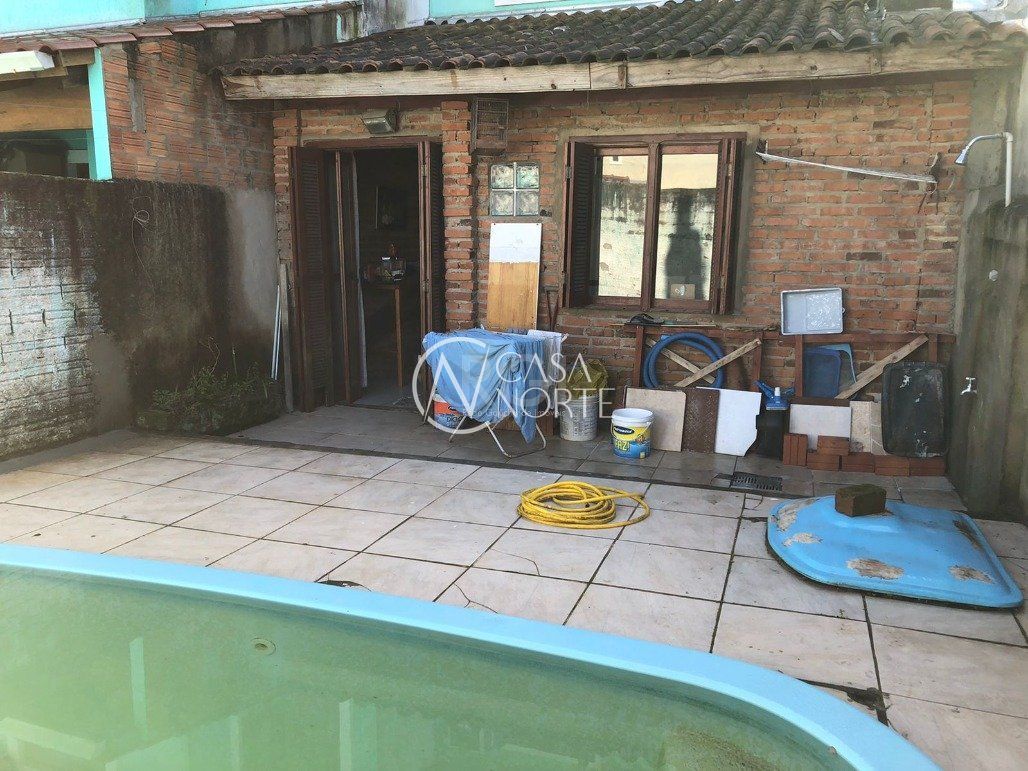 Casa à venda com 3 quartos, 120m², 1 suíte, 2 vagas, Rua Professora Doutora Hebe Tourinho no bairro Aberta dos Morros em Porto Alegre