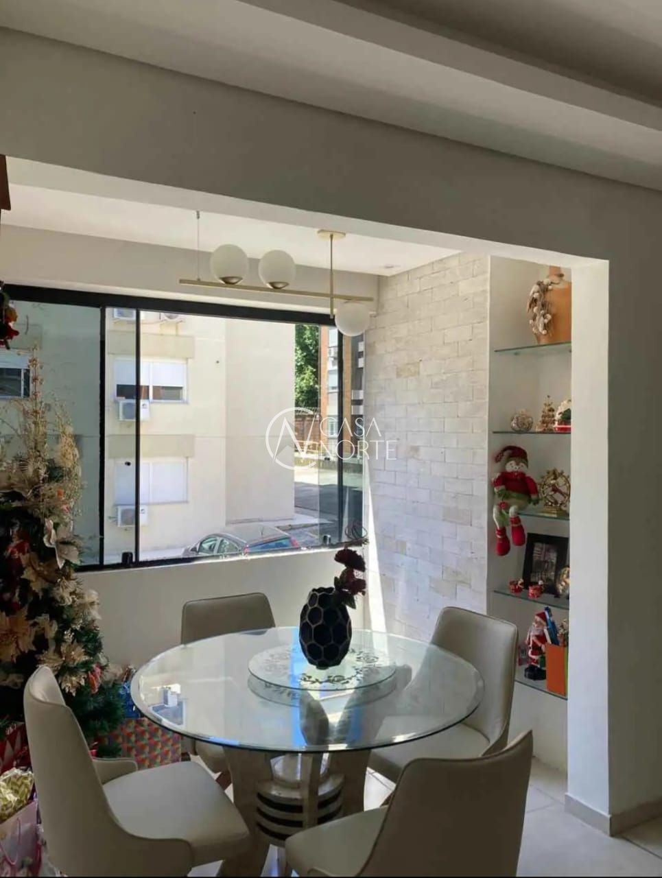 Apartamento à venda com 2 quartos, 57m², 1 vaga, Rua Doutor Aldo Wildt no bairro Vila Nova em Porto Alegre