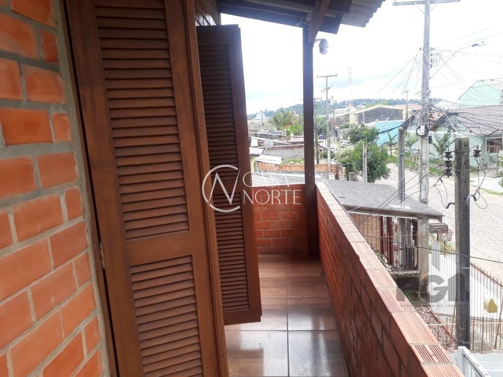 Casa à venda com 3 quartos, 180m², 1 suíte, 2 vagas, Rua Germano Bonow Filho no bairro Hípica em Porto Alegre