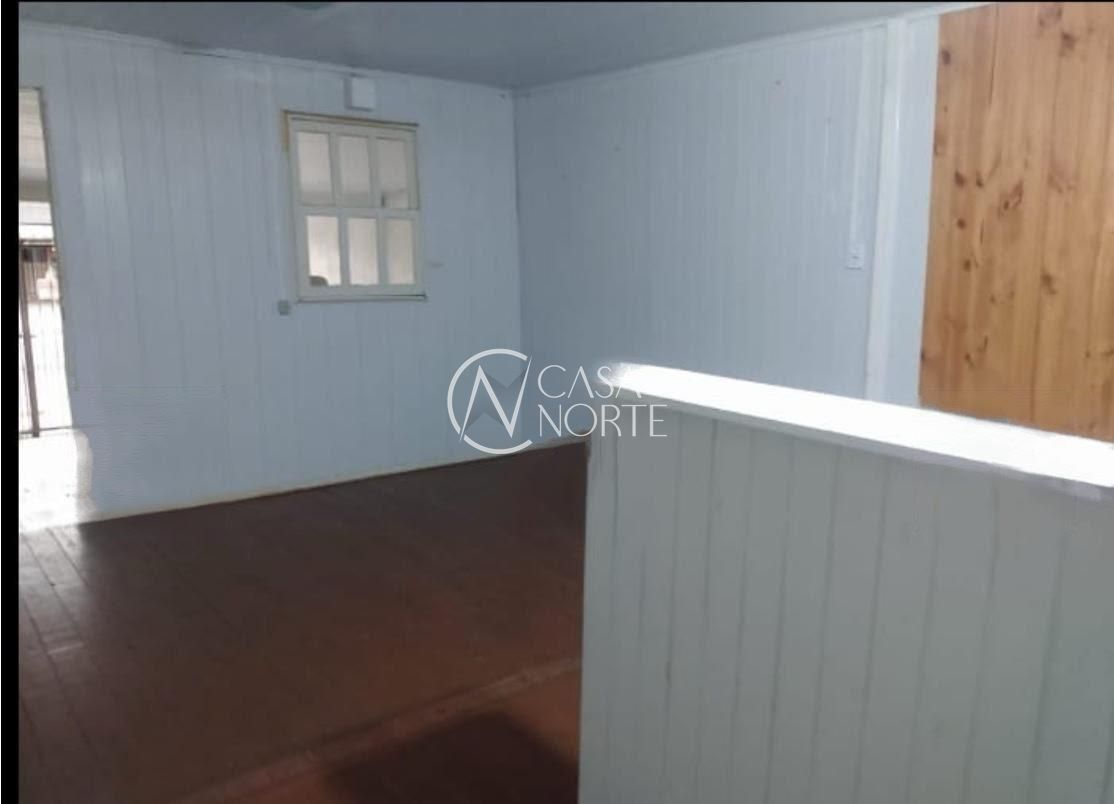 Casa à venda com 3 quartos, 120m², 1 vaga, Rua Doutor Antônio Mazzaferro Neto no bairro Hípica em Porto Alegre
