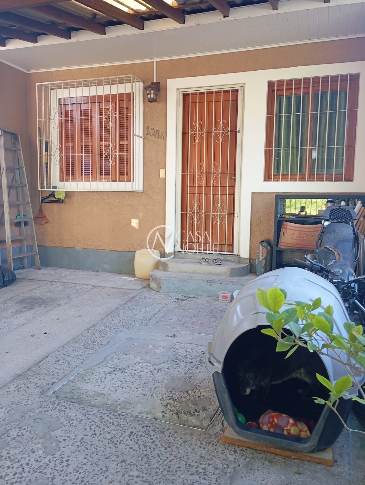 Casa à venda com 2 quartos, 125m², 1 vaga, Rua do Schneider no bairro Hípica em Porto Alegre