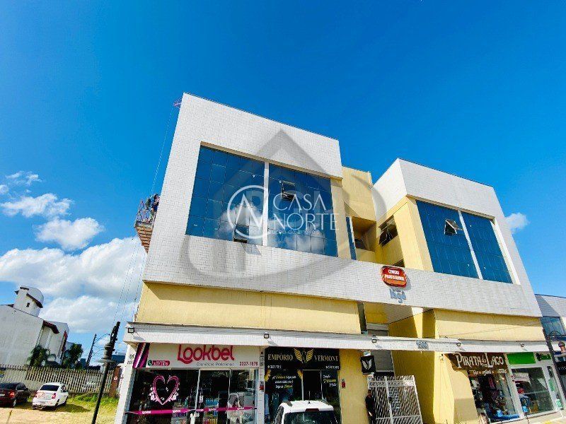 Sala Comercial à venda , 43m², Avenida Edgar Pires de Castro no bairro Hípica em Porto Alegre