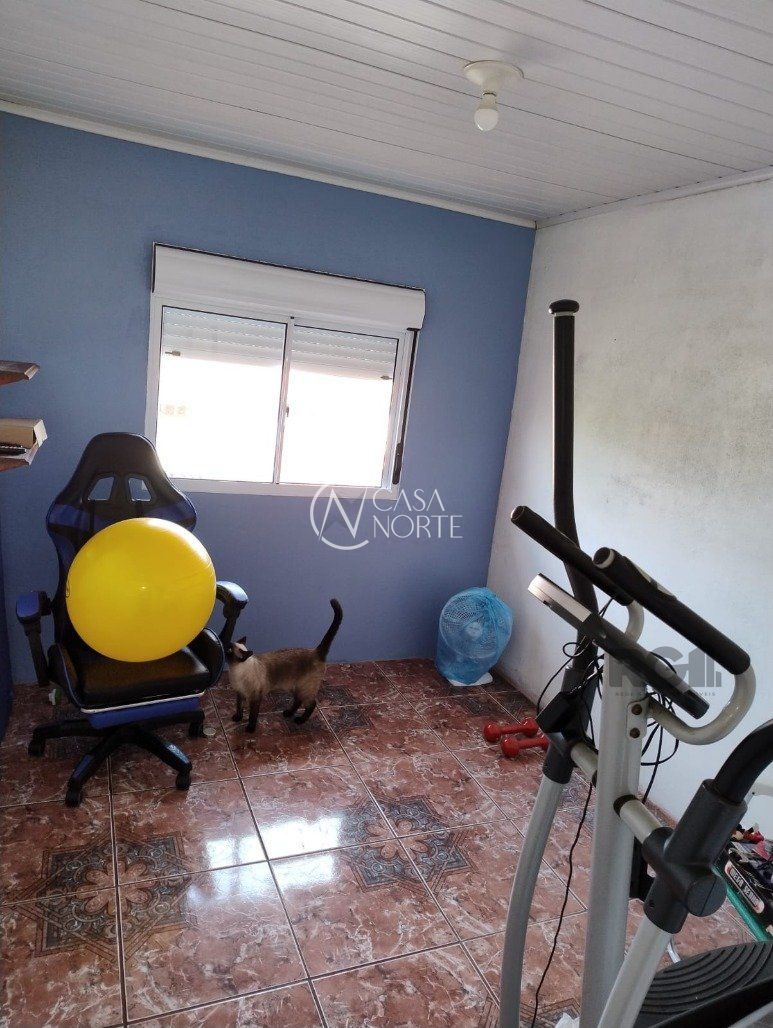 Casa à venda com 4 quartos, 100m², 2 vagas, Rua José Antônio Chaise no bairro Hípica em Porto Alegre