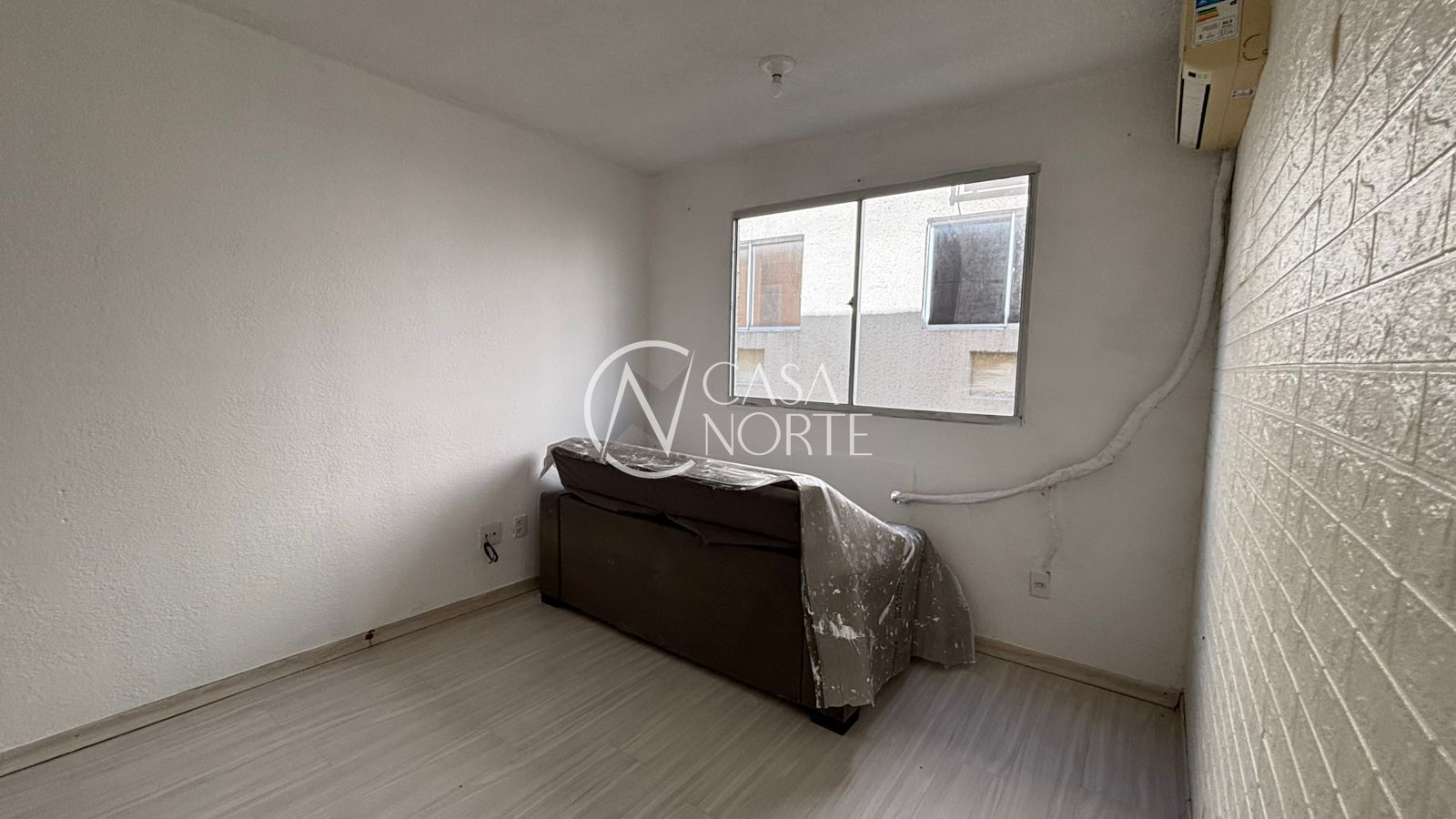 Apartamento à venda com 2 quartos, 40m², 1 vaga, Avenida Família Gonçalves Carneiro no bairro Cavalhada em Porto Alegre