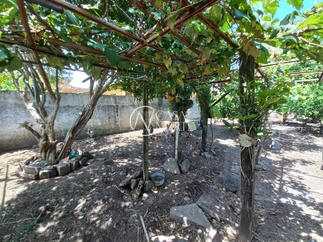 Casa à venda com 2 quartos, 120m², 1 suíte, 3 vagas, Estrada Gedeon Leite no bairro Hípica em Porto Alegre