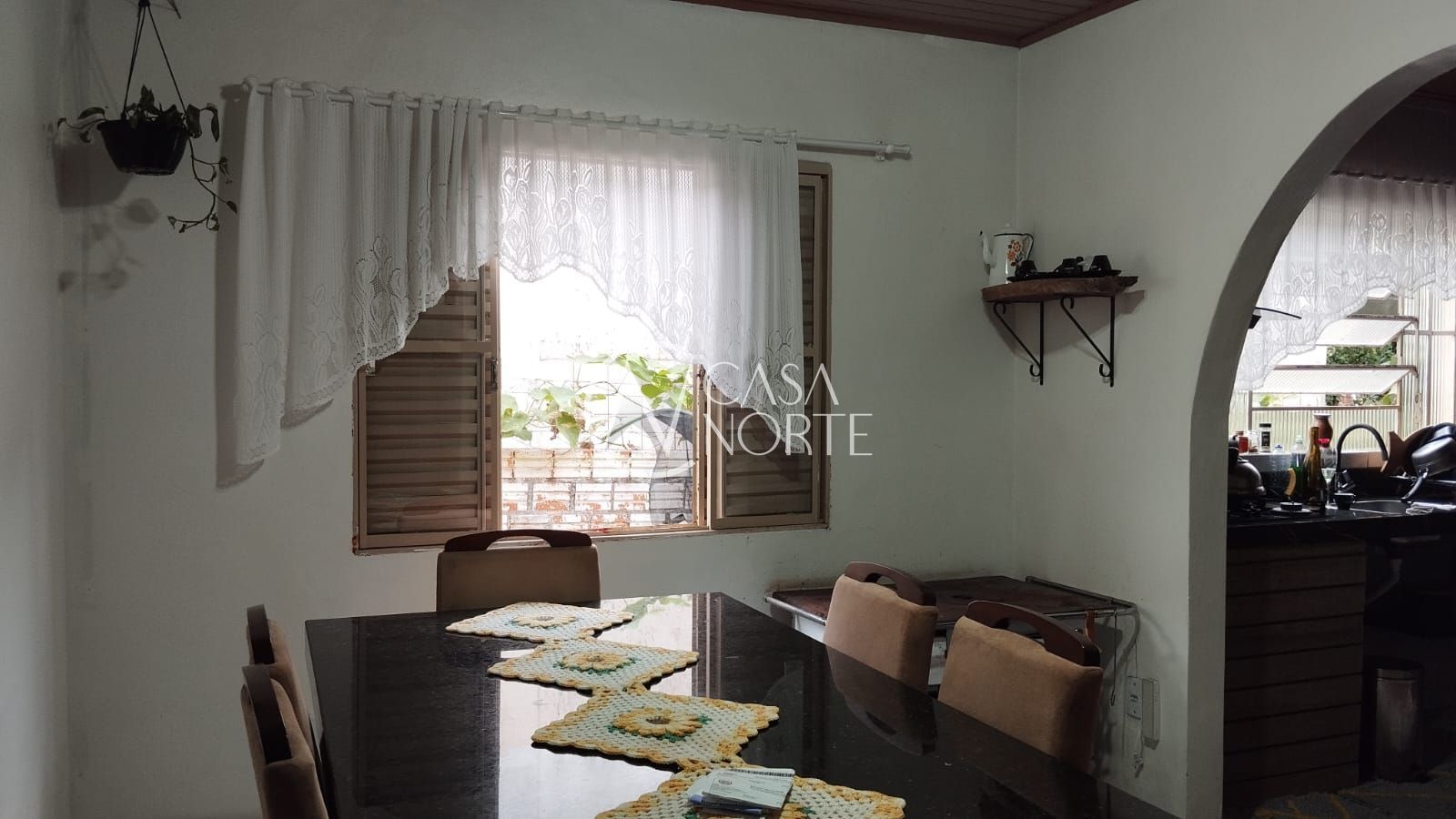 Casa à venda com 2 quartos, 380m², 2 vagas, Rua Pedro Aniceto de Souza no bairro Aberta dos Morros em Porto Alegre