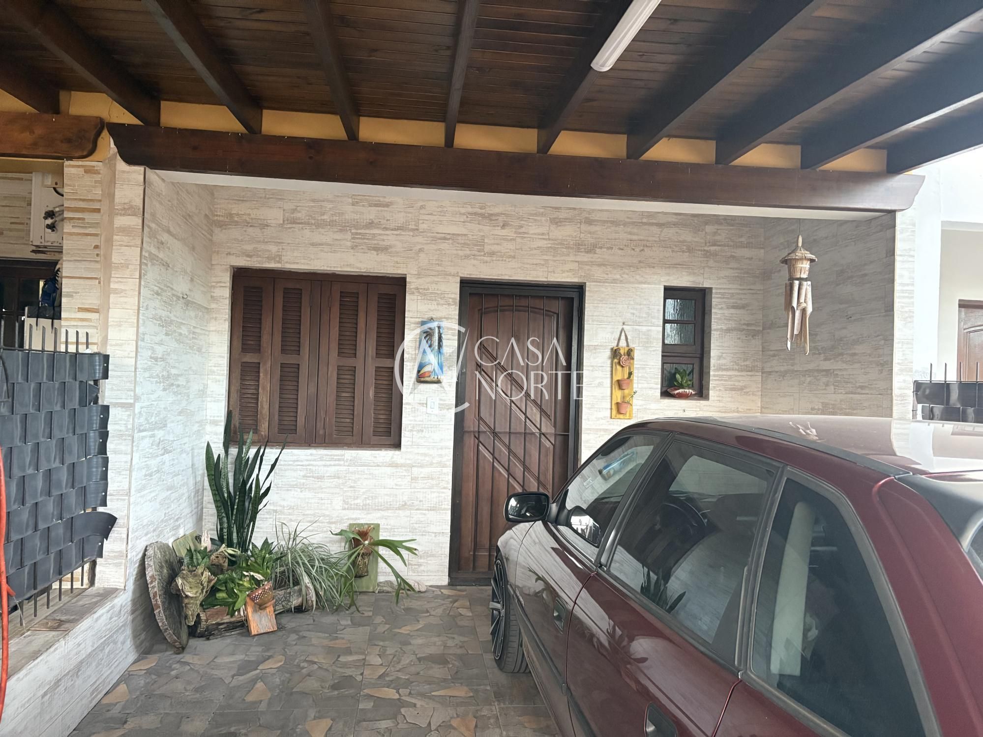 Sobrado à venda com 2 quartos, 68m², 1 suíte, 1 vaga, Rua João Augusto Pestana no bairro Belém Novo em Porto Alegre