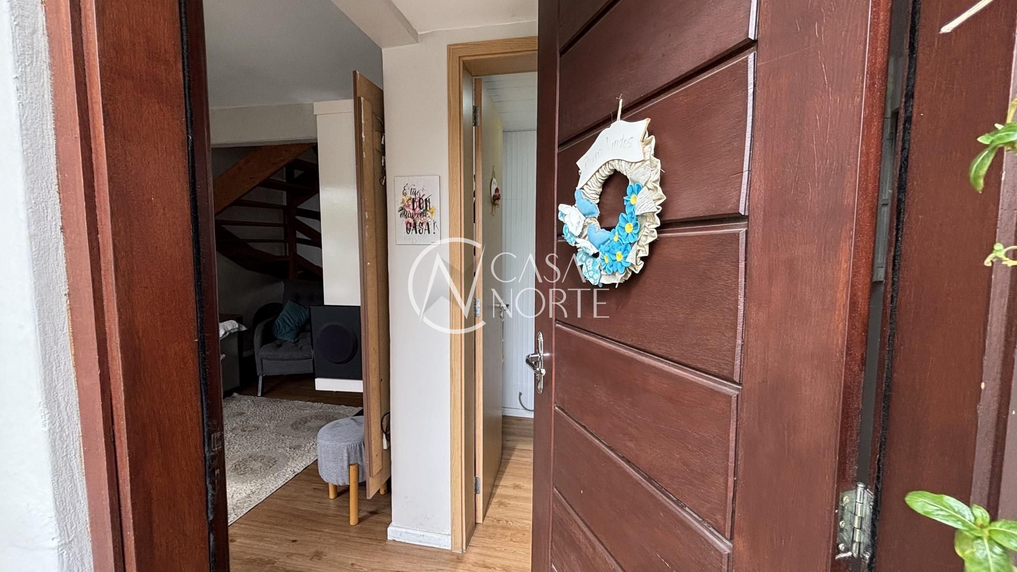 Casa de Condomínio à venda com 3 quartos, 146m², 1 suíte, 2 vagas, Avenida Edgar Pires de Castro no bairro Hípica em Porto Alegre