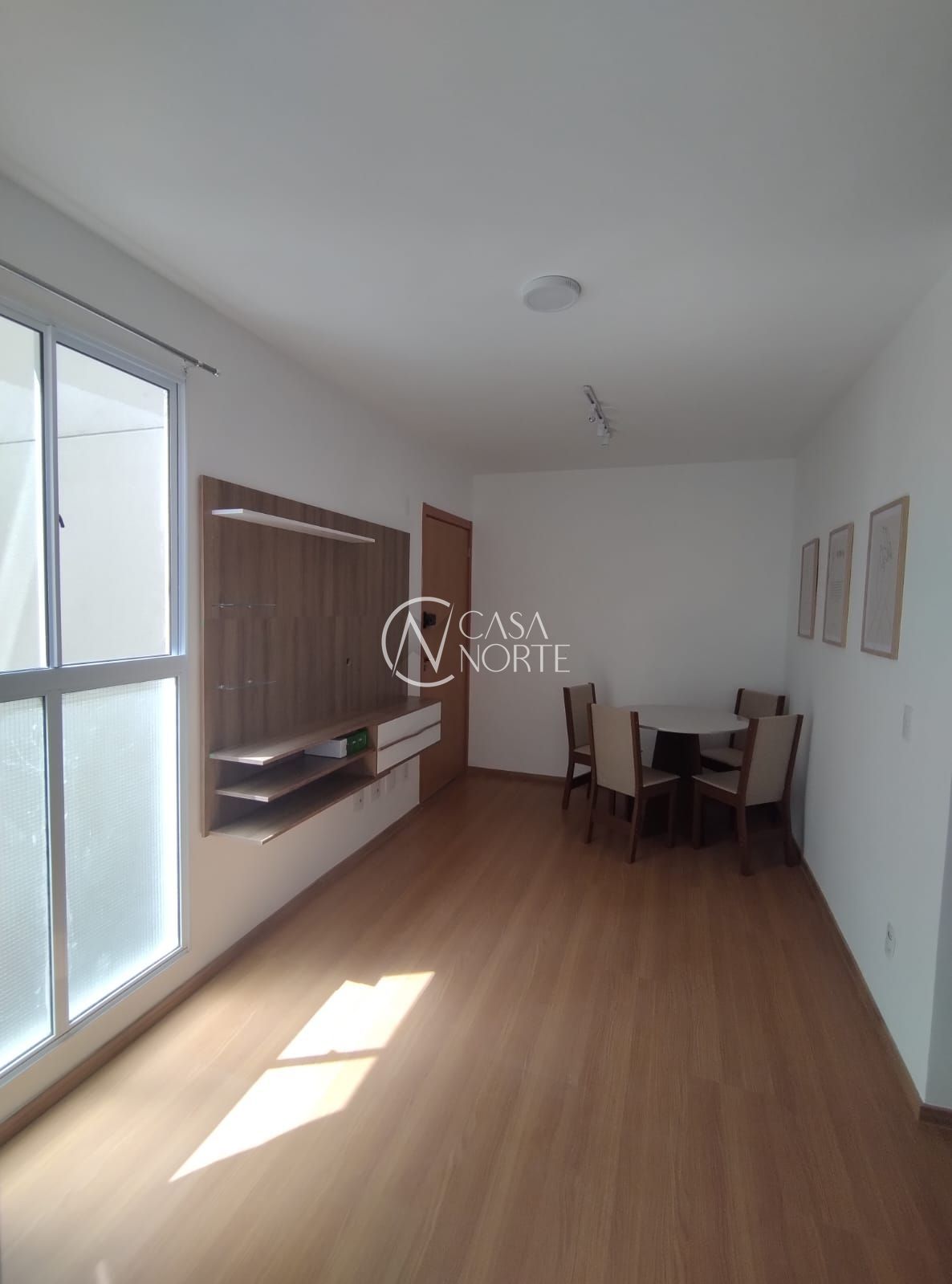 Apartamento à venda com 2 quartos, 40m², 1 vaga, Rua Sete Mil e Oito no bairro Restinga em Porto Alegre