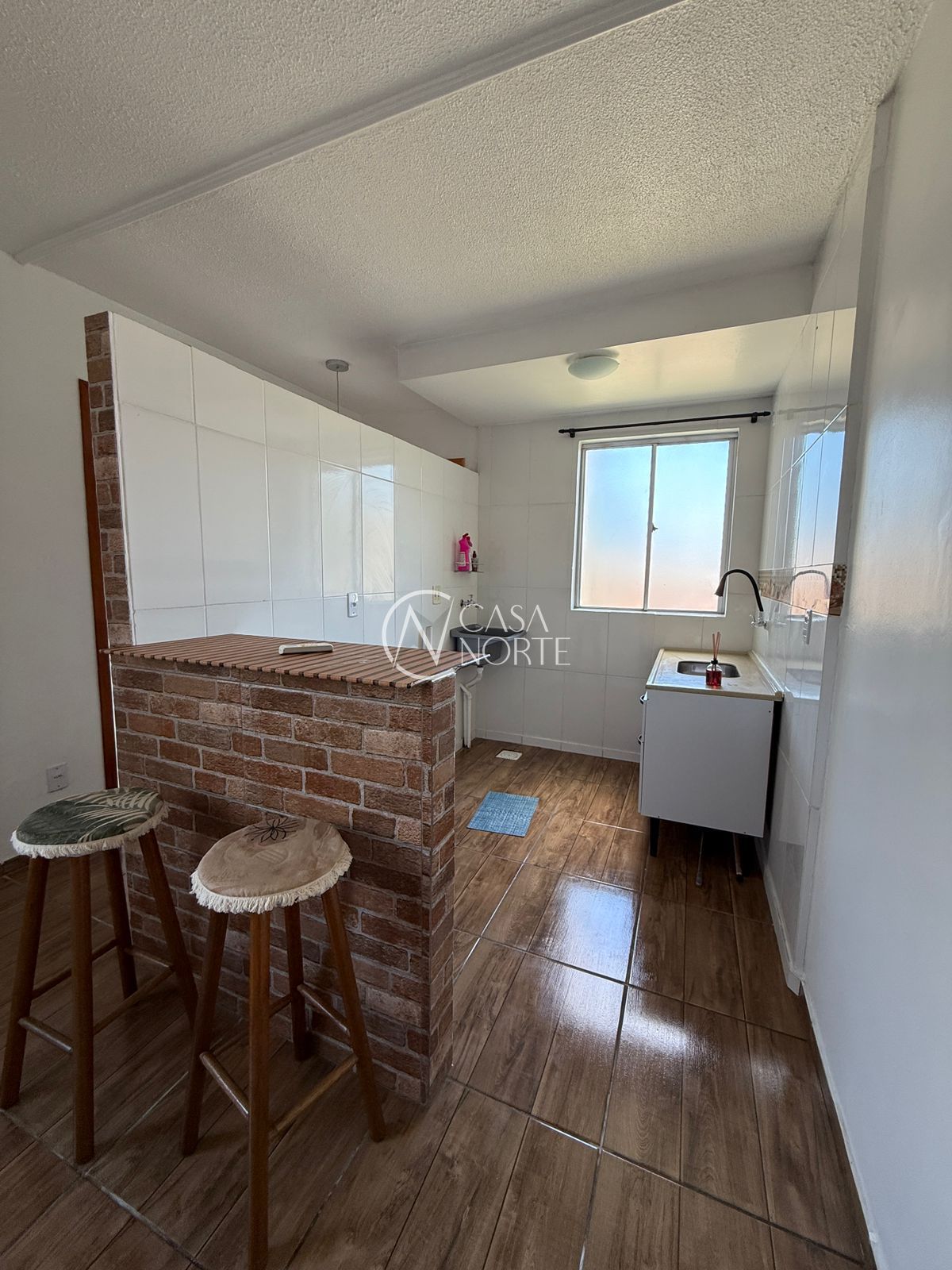 Apartamento à venda com 2 quartos, 38m², Rua Capitão Pedroso no bairro Restinga em Porto Alegre