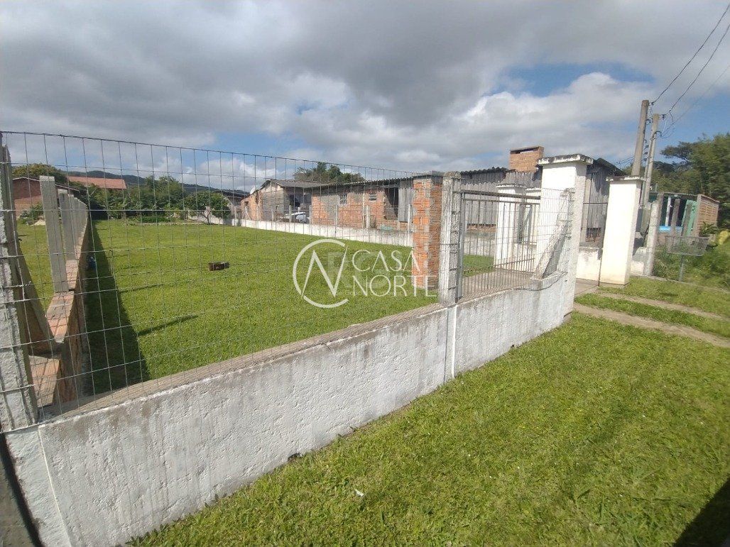 Terreno à venda  com 500m², Estrada Jacques da Rosa no bairro Lageado em Porto Alegre