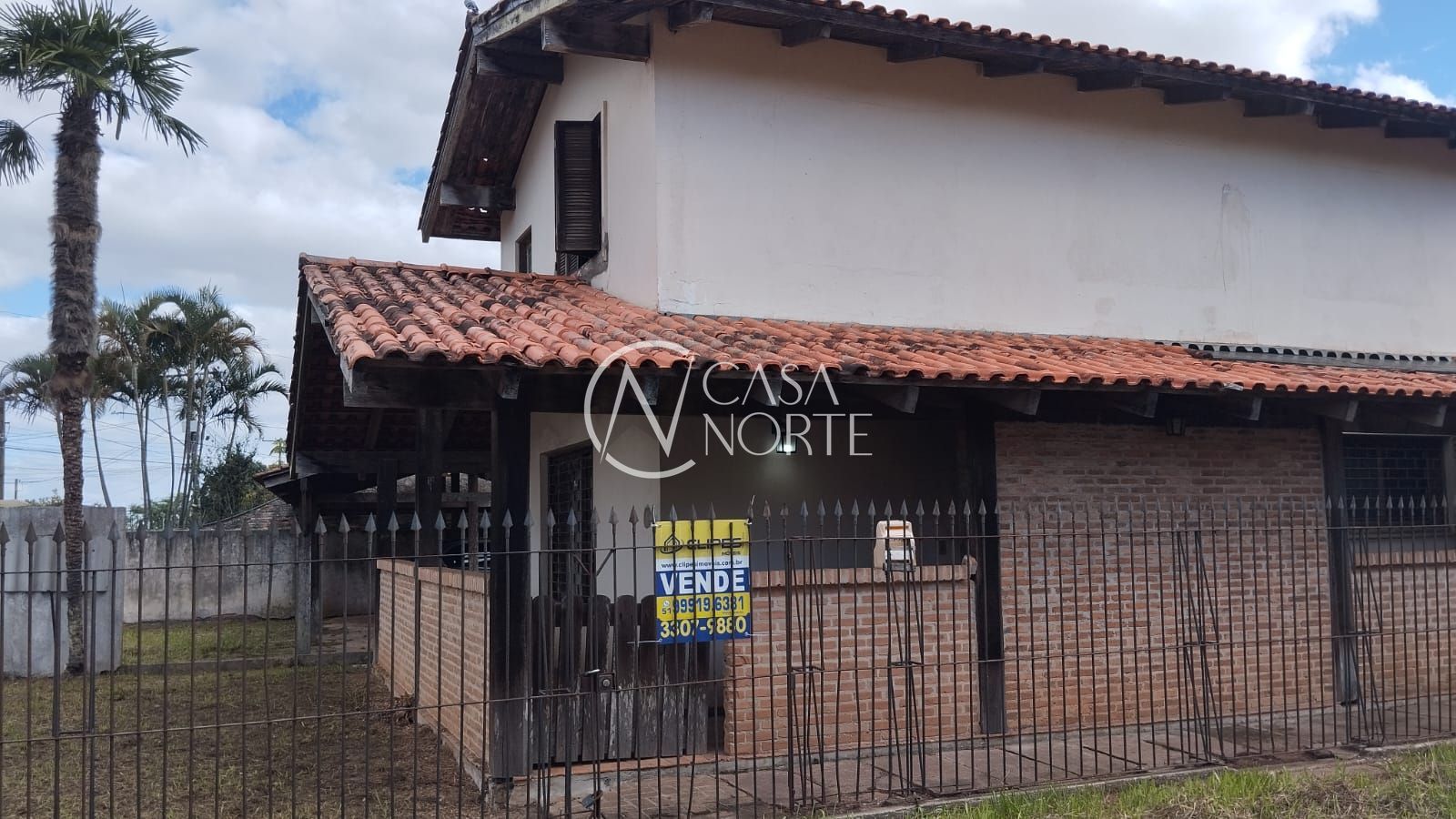 Casa à venda com 3 quartos, 1 suíte, 3 vagas, Avenida Celestino Bertolucci no bairro Aberta dos Morros em Porto Alegre