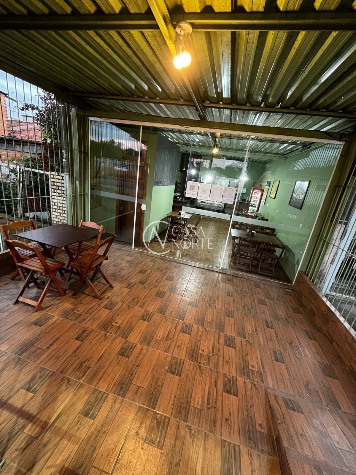 Casa Comercial à venda com 1 quarto, 80m², 1 vaga, Estrada Cristiano Kraemer no bairro Vila Nova em Porto Alegre